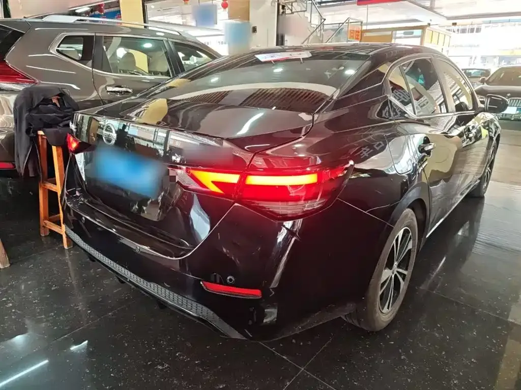 Nissan Sylphy 2023 из CN, фото 2