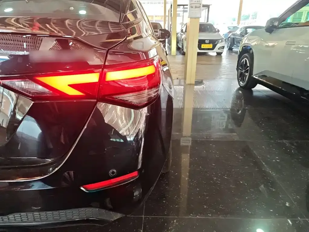 Nissan Sylphy 2023 из CN, фото 5