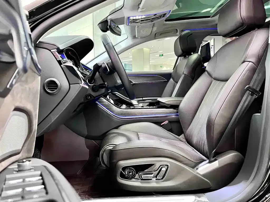 Audi A8 2022 из CN, фото 4