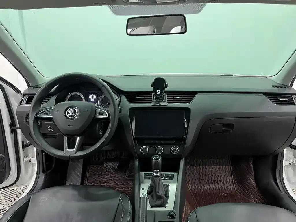 Skoda Octavia 2022 из CN, фото 2