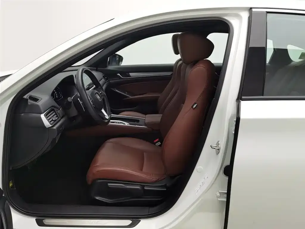 Honda Inspire 2022 из CN, фото 5
