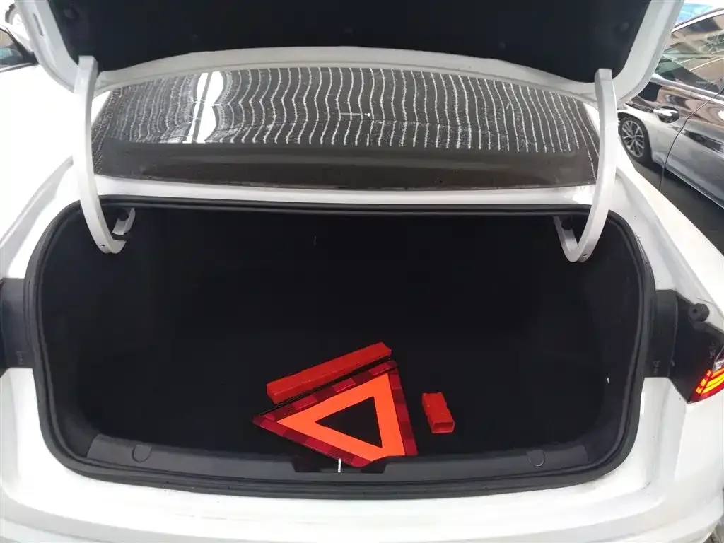 Geely Xingrui 2022 из CN, фото 5