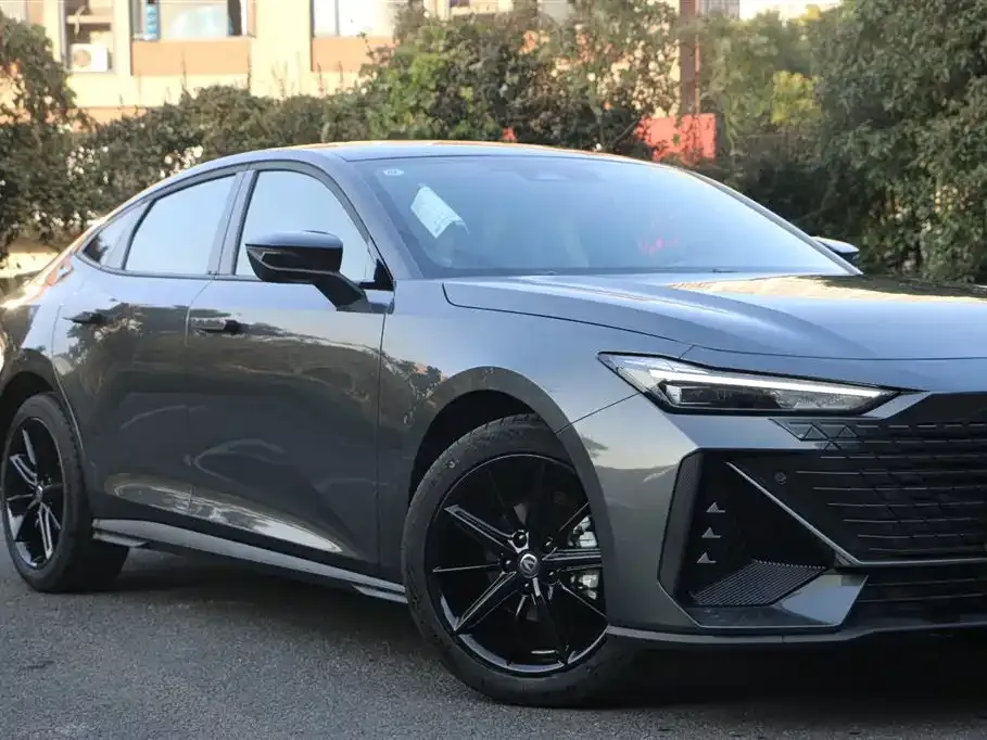 Changan UNI-V 2025 из CN, фото 3