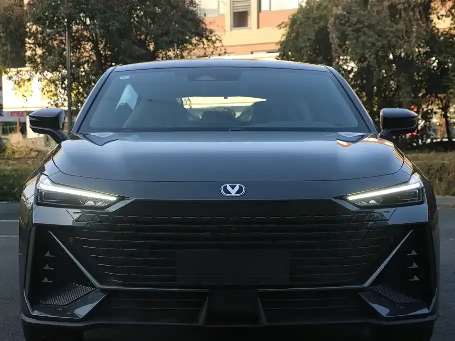 Changan UNI-V 2025 из CN, фото 5