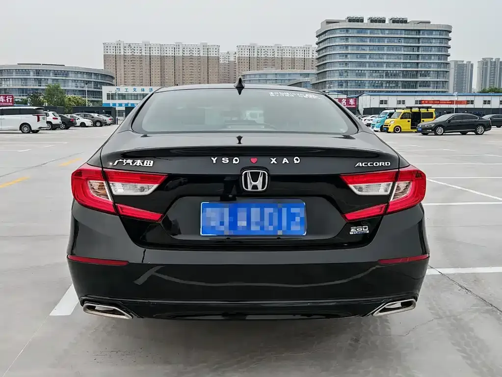 Honda Accord — фото 5