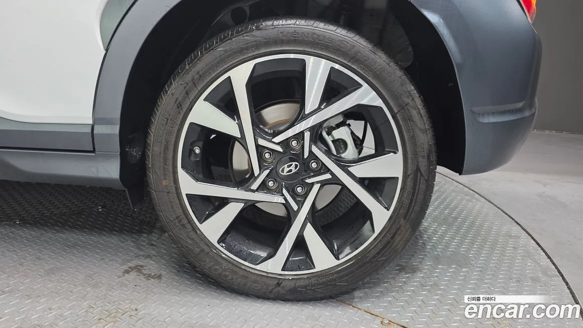 Hyundai Kona 2023 из KR, фото 3