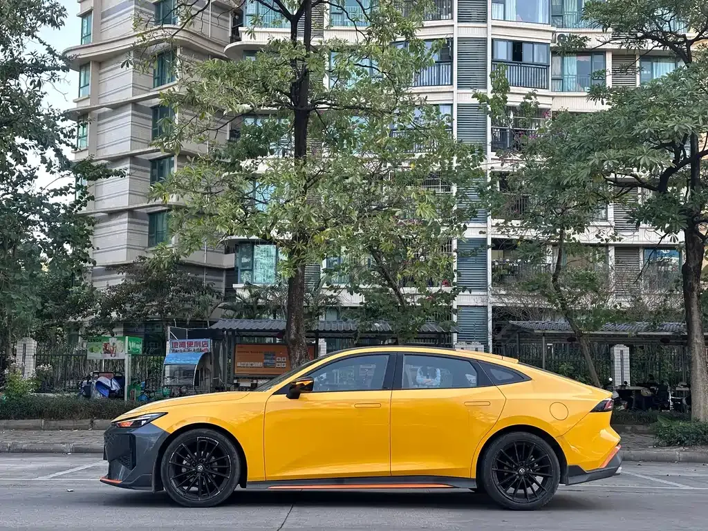 Changan UNI-V 2024 из CN, фото 4
