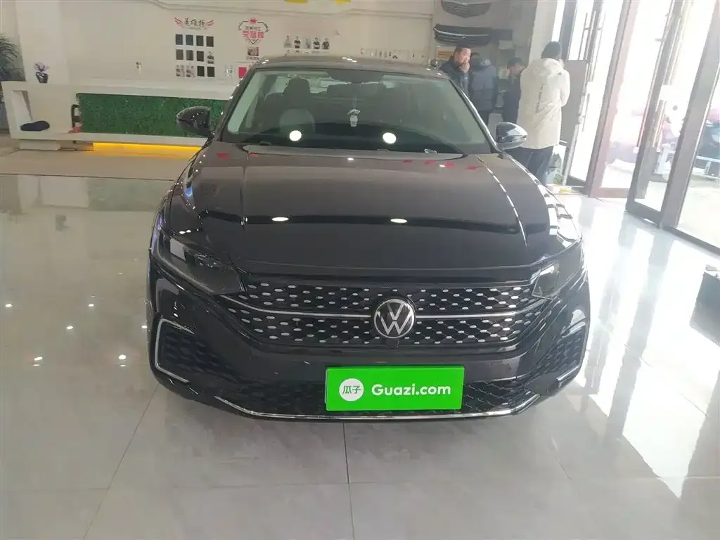 Volkswagen Passat 2023 из CN, фото 3