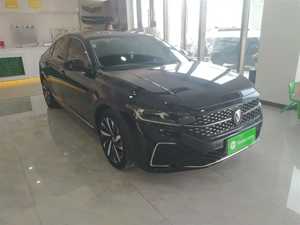 Volkswagen Passat 2023 из CN, фото 4