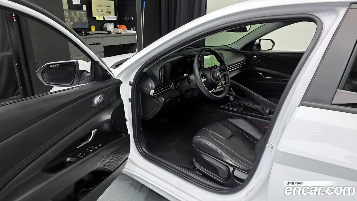 Hyundai AVANTE 2021 из KR, фото 7