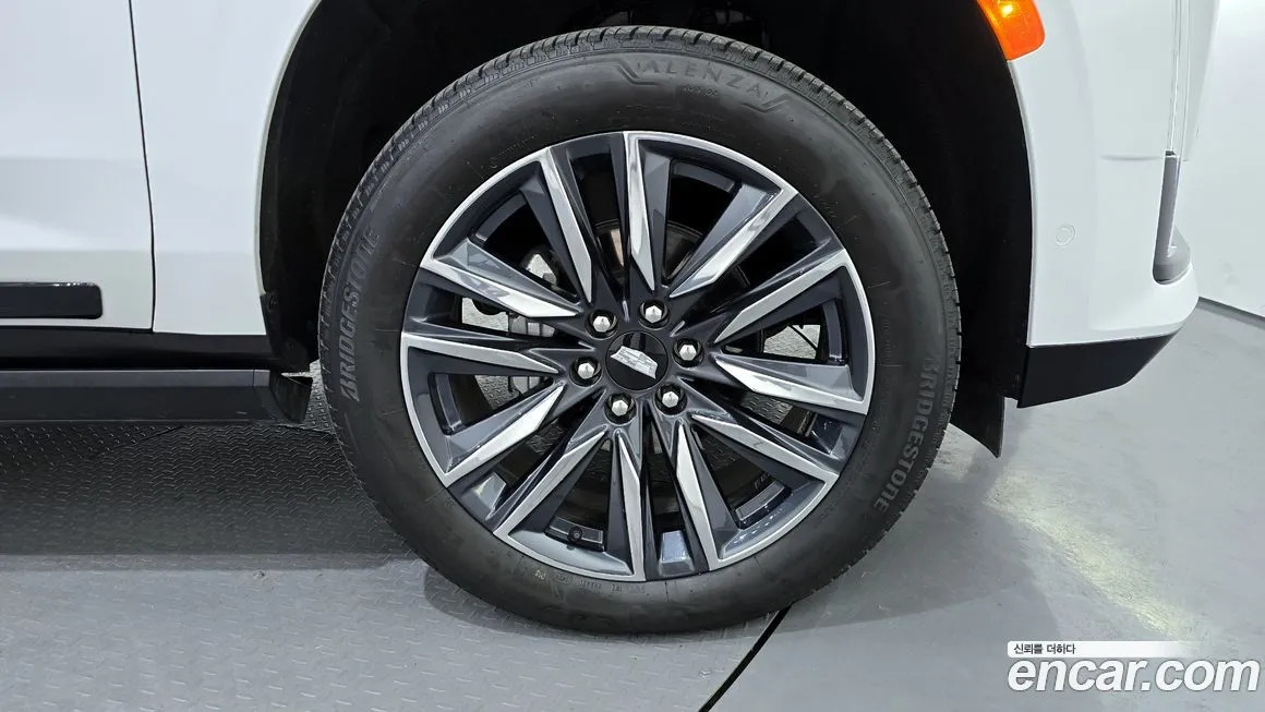 Cadillac Escalade 2023 из KR, фото 5