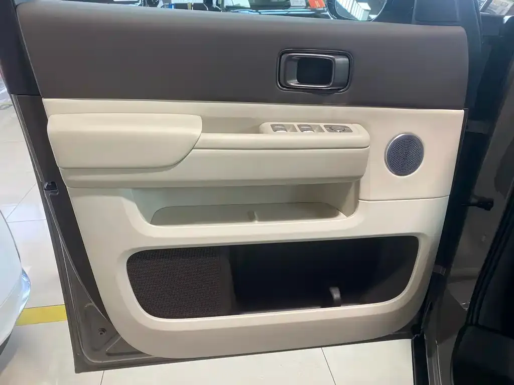 Li Auto MEGA 2025 из CN, фото 2