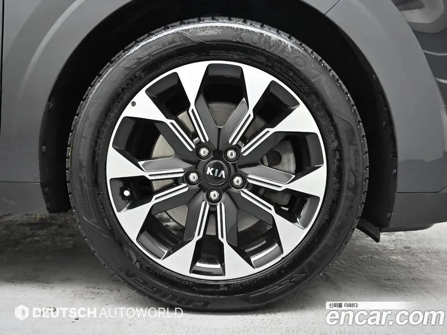 Kia Carnival 2021 из KR, фото 3