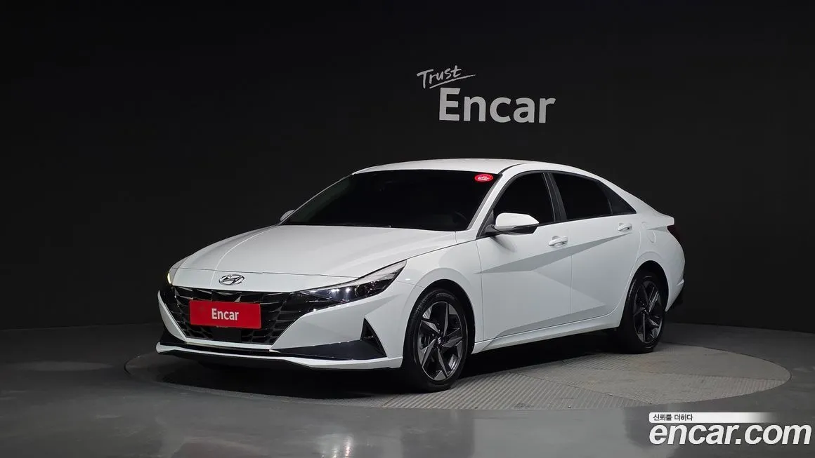 Hyundai AVANTE 2023 из KR, фото 1
