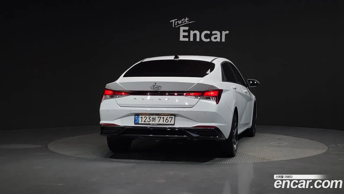 Hyundai AVANTE 2023 из KR, фото 2