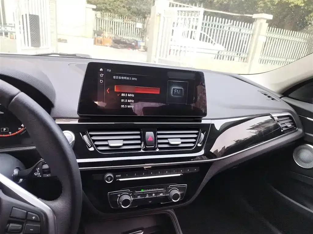 BMW 1 Series 2022 из CN, фото 2