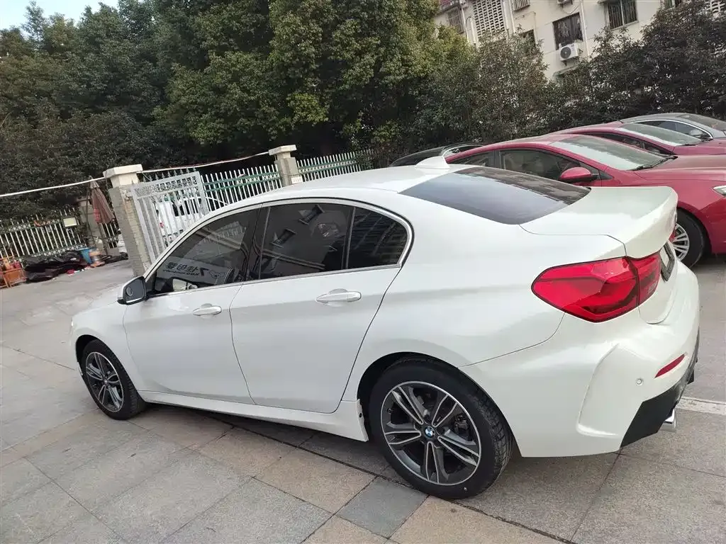 BMW 1 Series 2022 из CN, фото 7