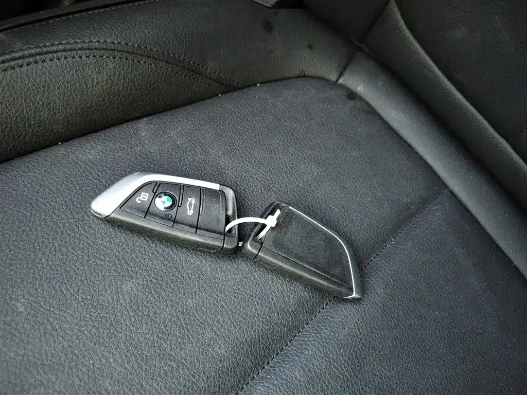 BMW 1 Series 2022 из CN, фото 9
