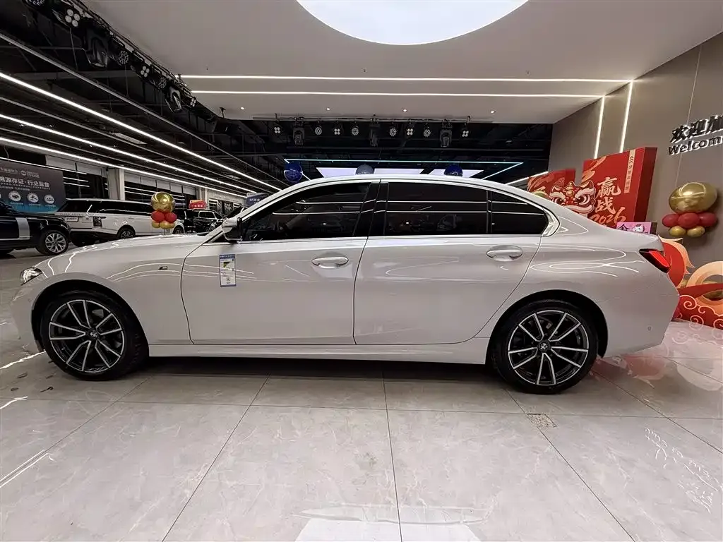 BMW 3 Series 2023 из CN, фото 9