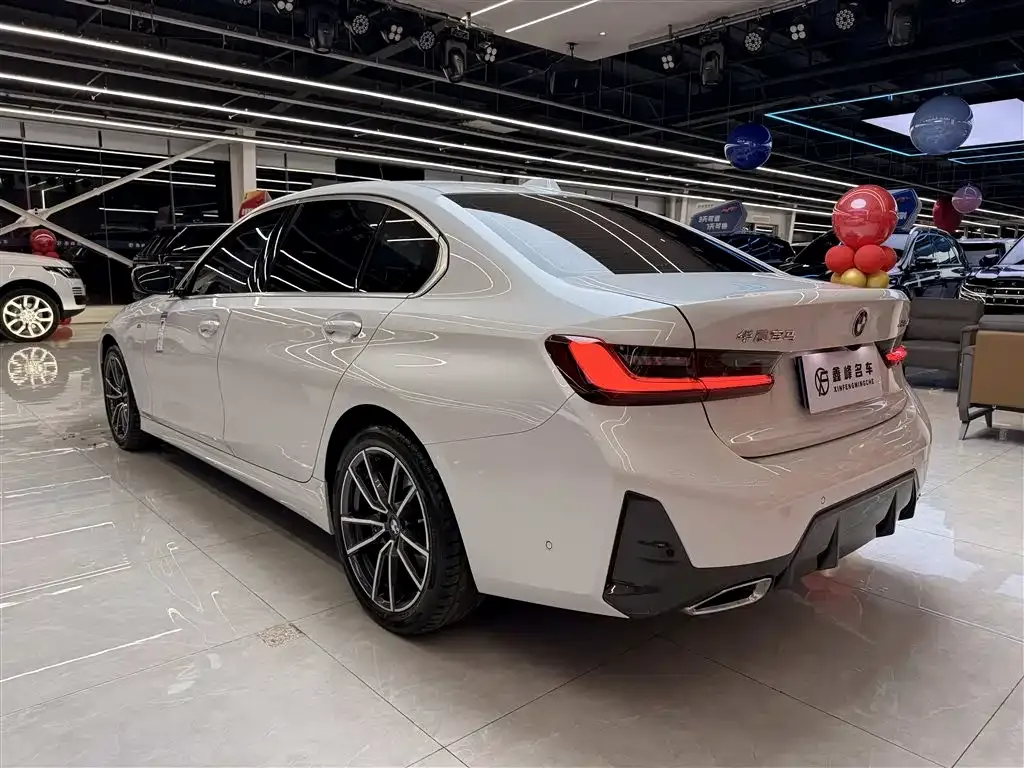 BMW 3 Series 2023 из CN, фото 2