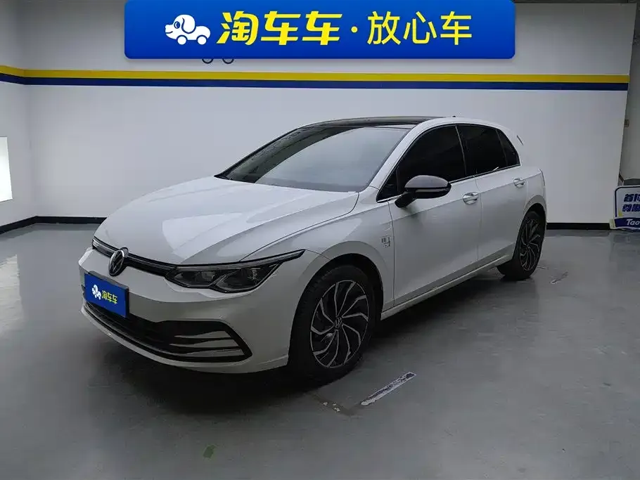 Volkswagen Golf 2024 из CN, фото 1