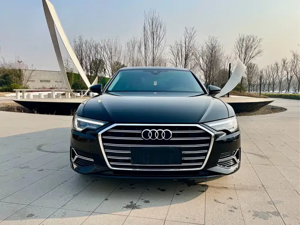 Audi A6L 2023 из CN, фото 9