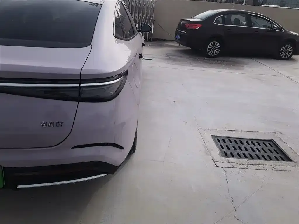 BYD Seal 07 DM-i 2024 из CN, фото 8