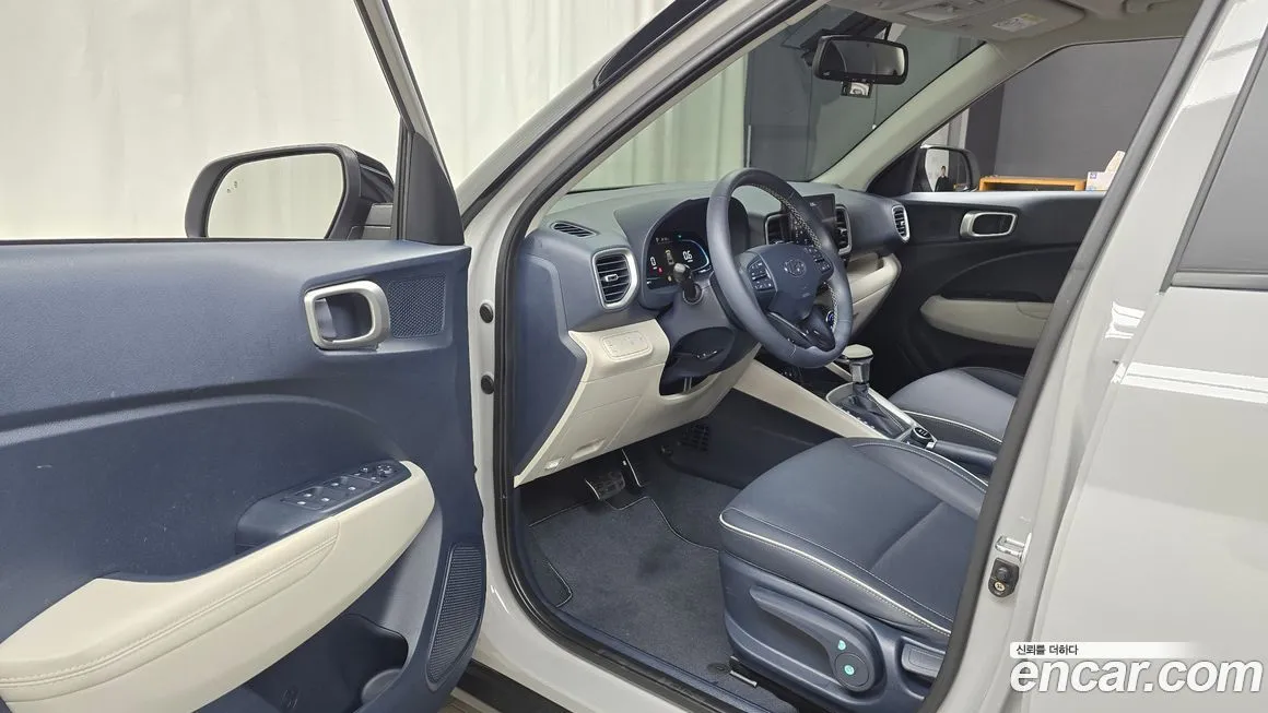 Hyundai Venue 2023 из KR, фото 10