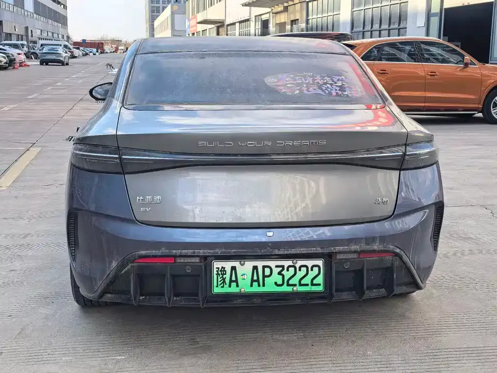 BYD Seal — фото 7