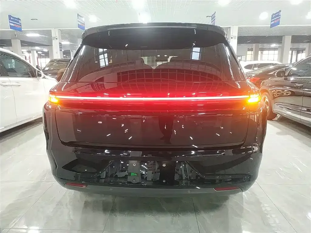 Li Auto L8 2023 из CN, фото 2