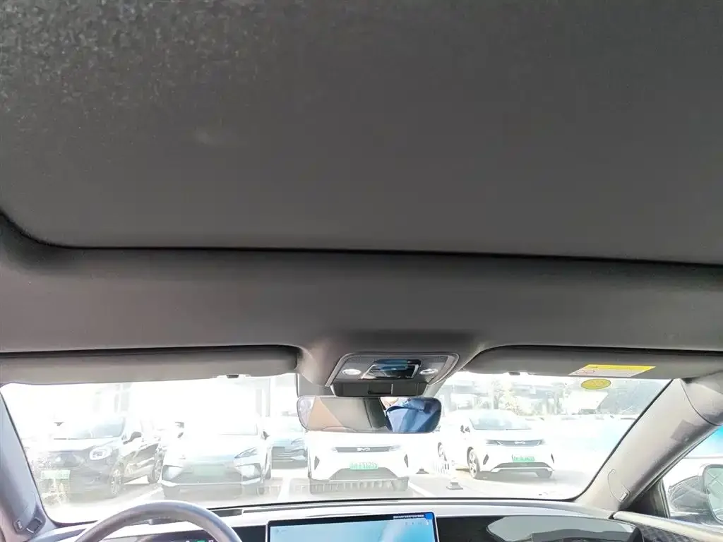 BYD Seal — фото 2