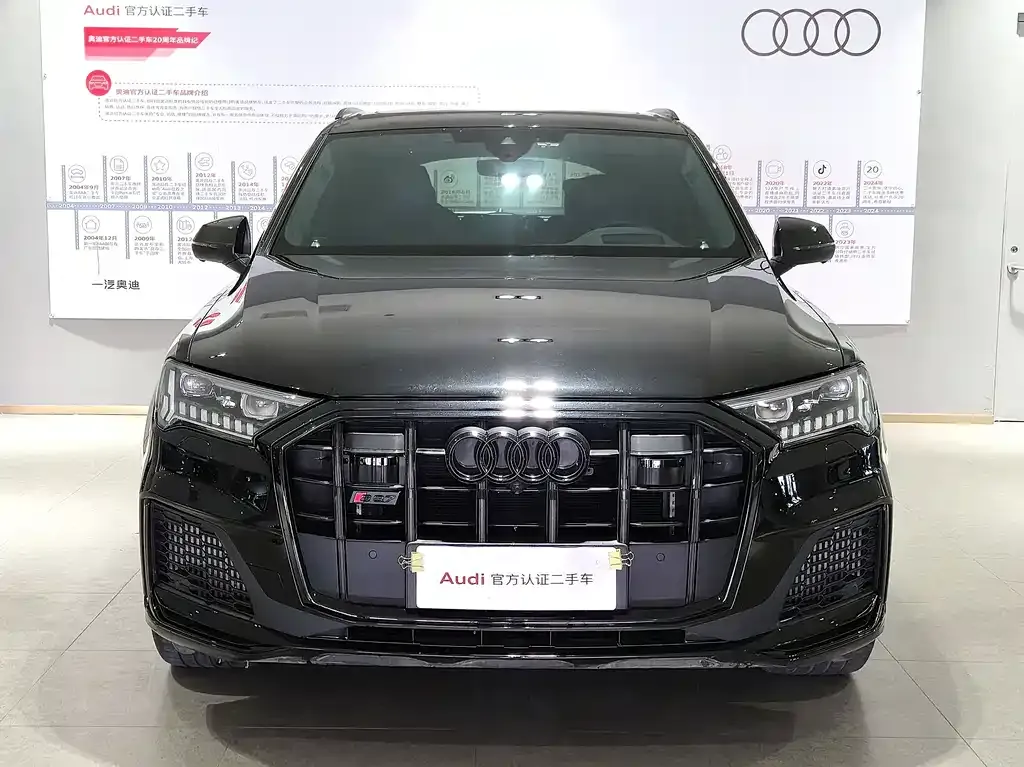 Audi SQ7 2024 из CN, фото 10