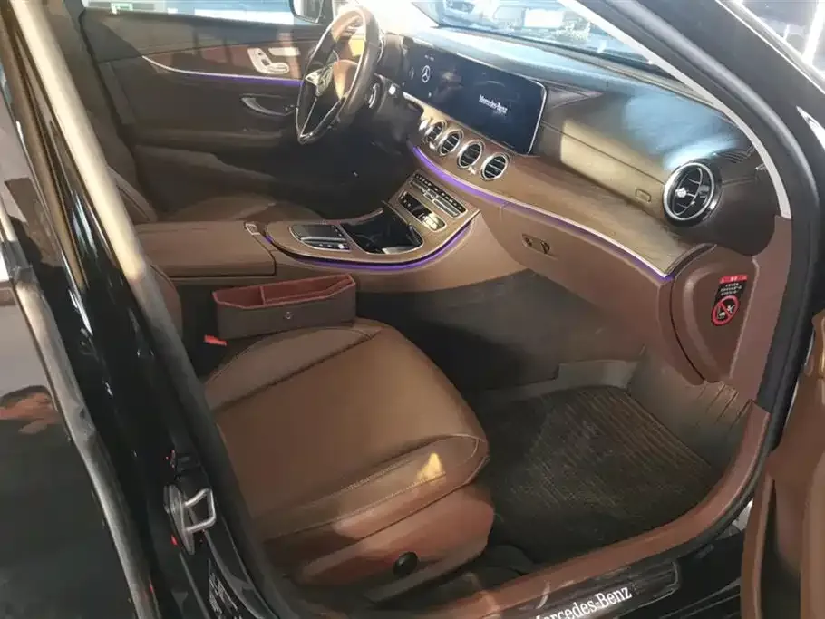 Mercedes-Benz E-Class 2023 из CN, фото 7