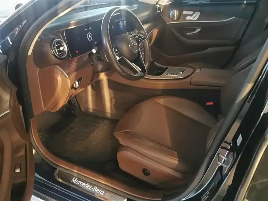 Mercedes-Benz E-Class 2023 из CN, фото 5