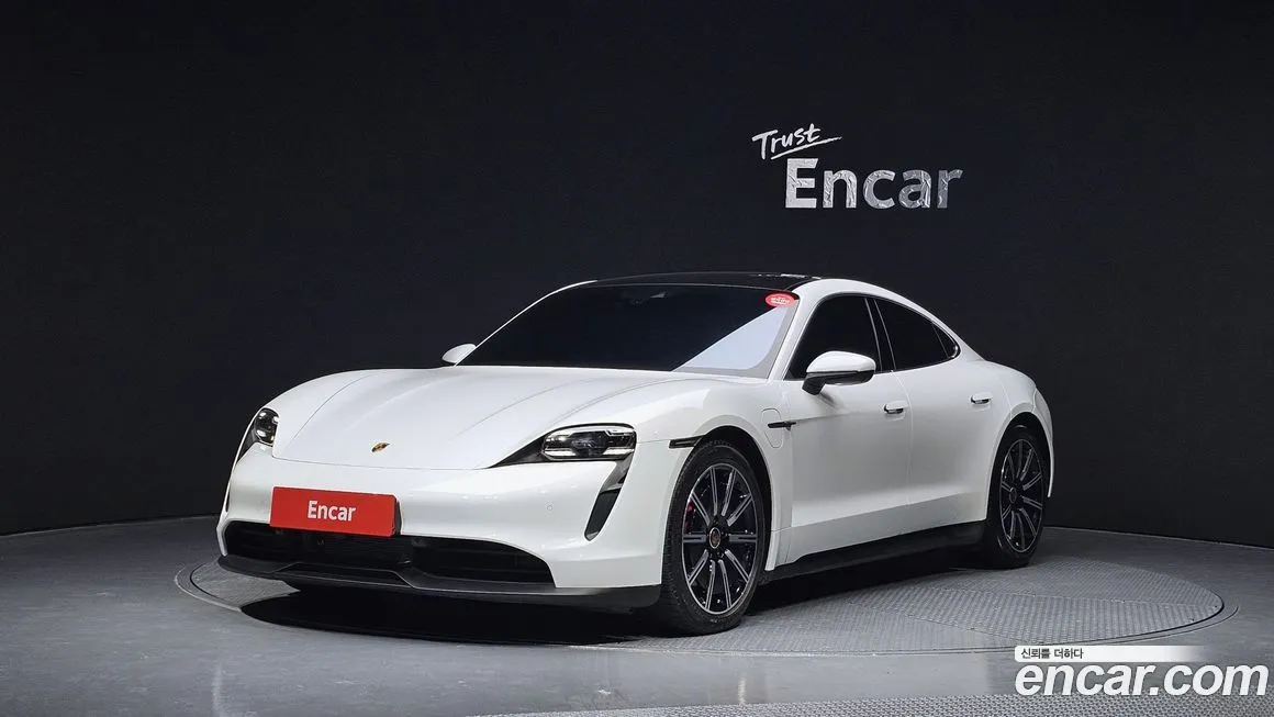 Porsche Taycan 2021 из KR, фото 1
