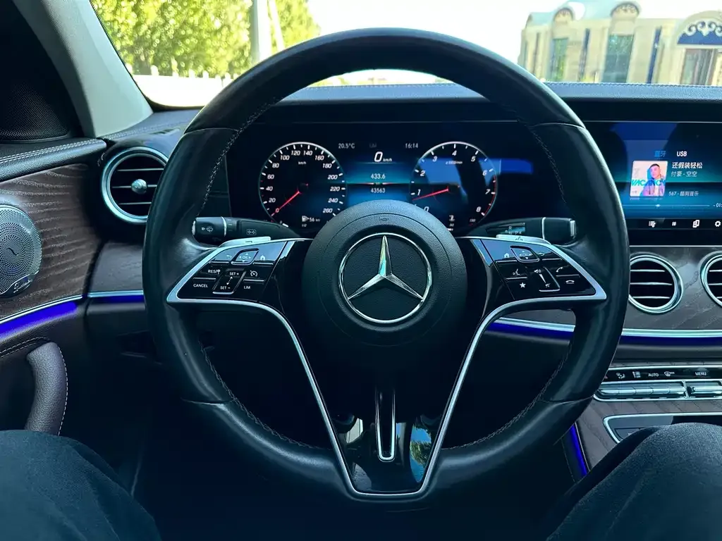 Mercedes-Benz E-Class 2022 из CN, фото 5