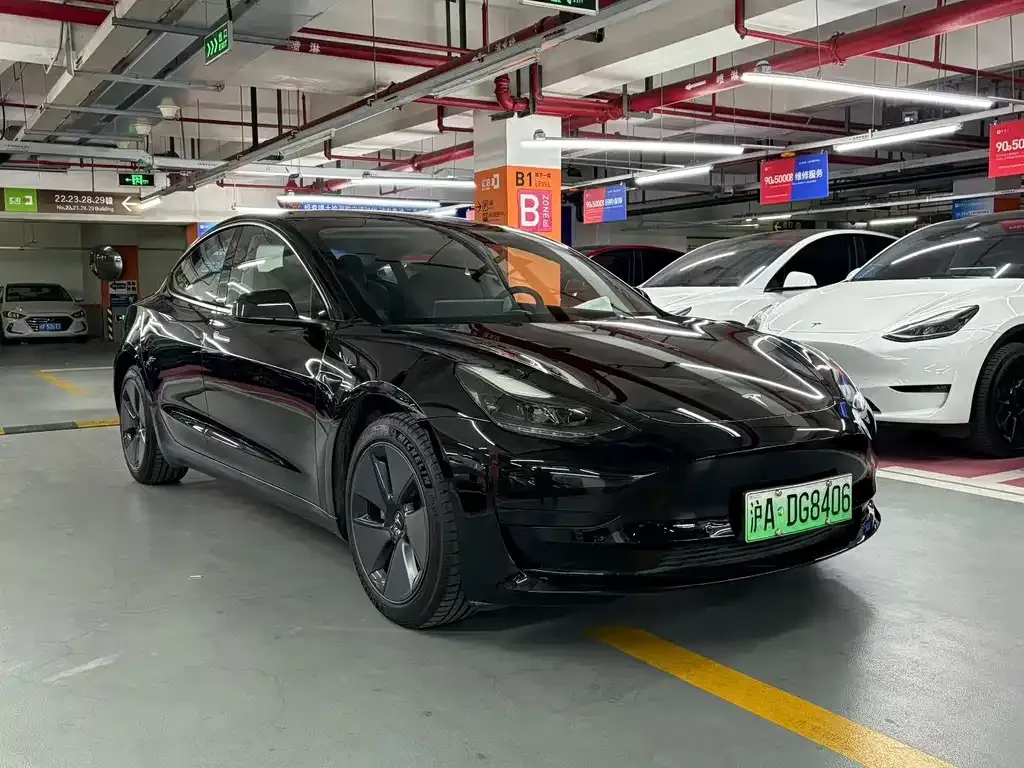 Tesla Model 3 — фото 7