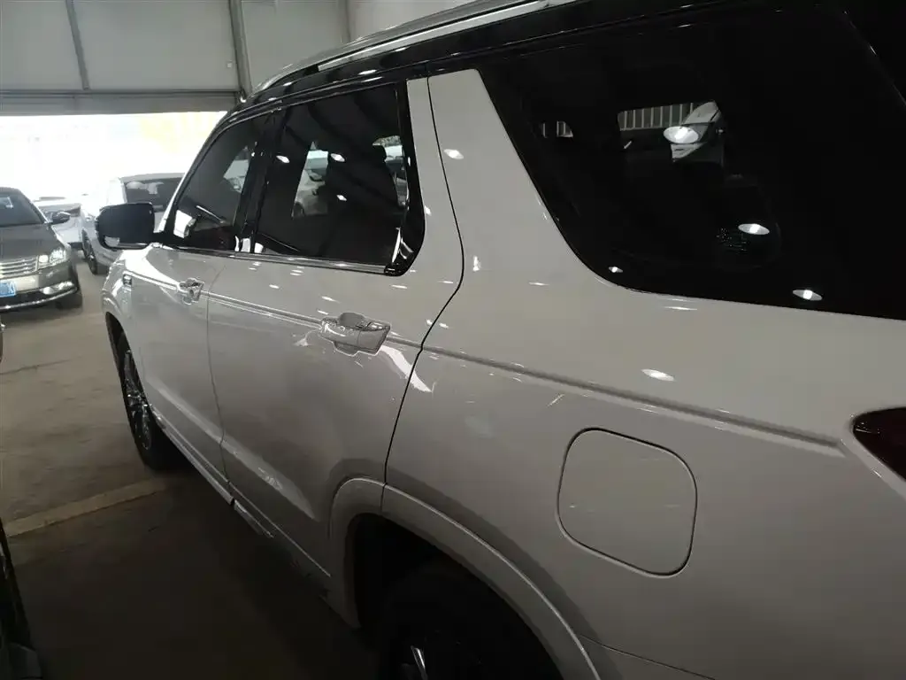 Changan CS95 — фото 2
