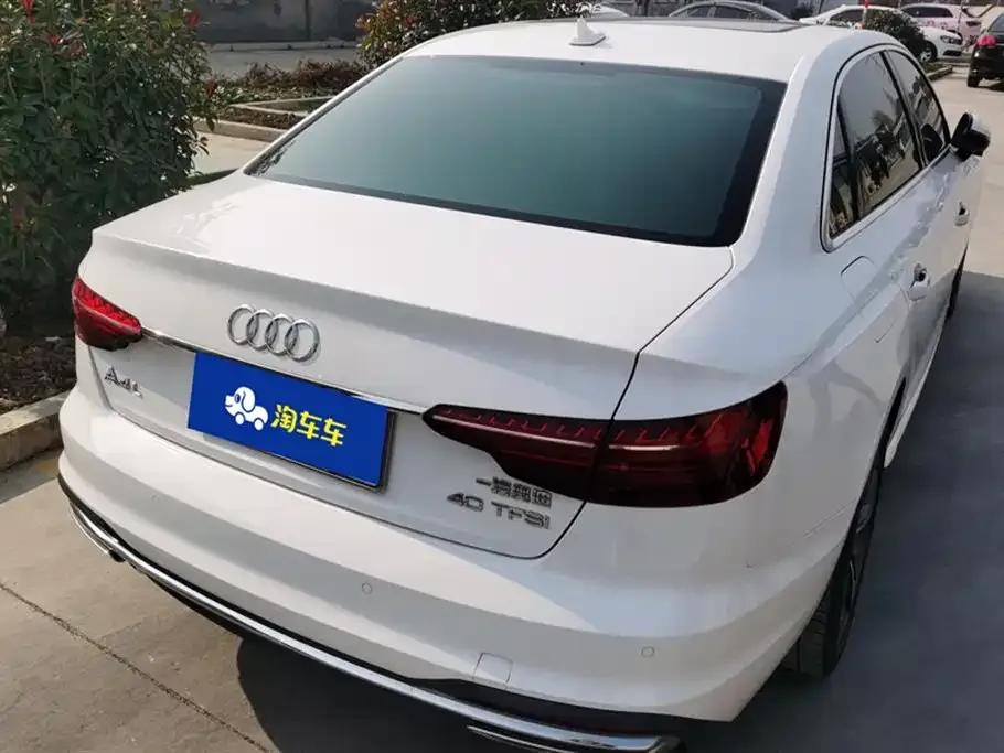Audi A4L 2021 из CN, фото 9