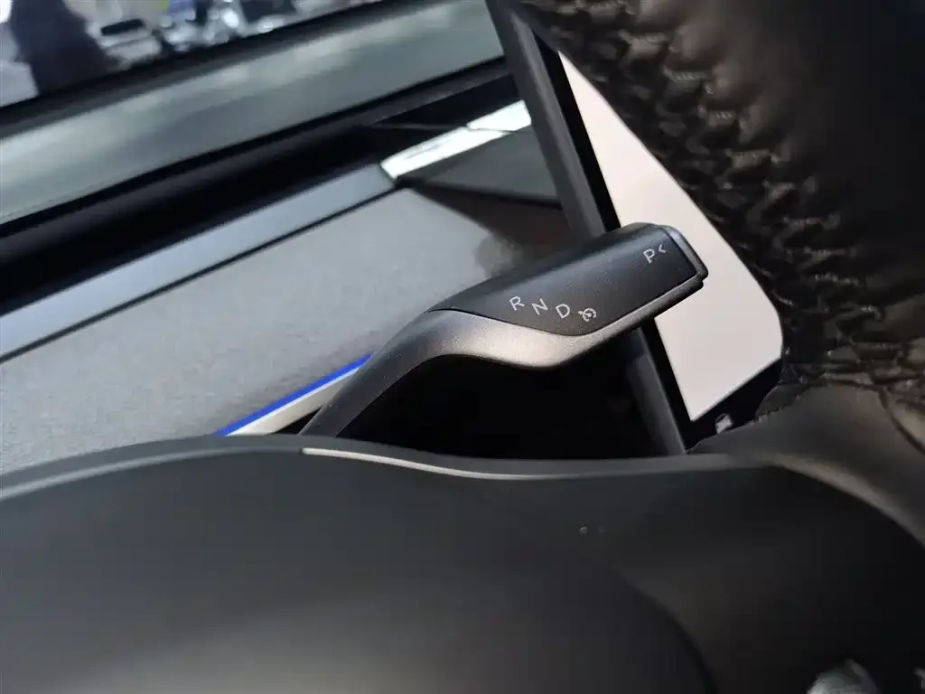 Tesla Model Y 2024 из CN, фото 6