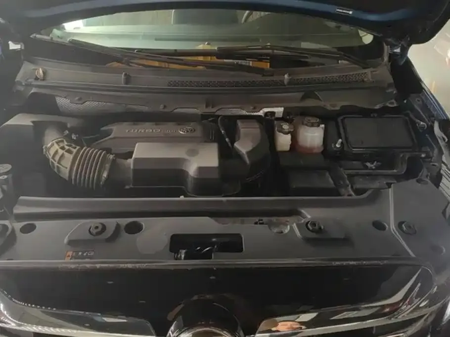 Buick GL8 2023 из CN, фото 6
