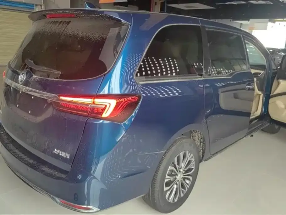 Buick GL8 2023 из CN, фото 7