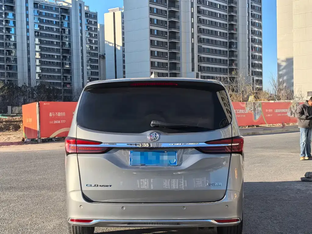 Buick GL8 2023 из CN, фото 8