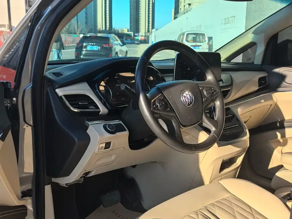 Buick GL8 2023 из CN, фото 6
