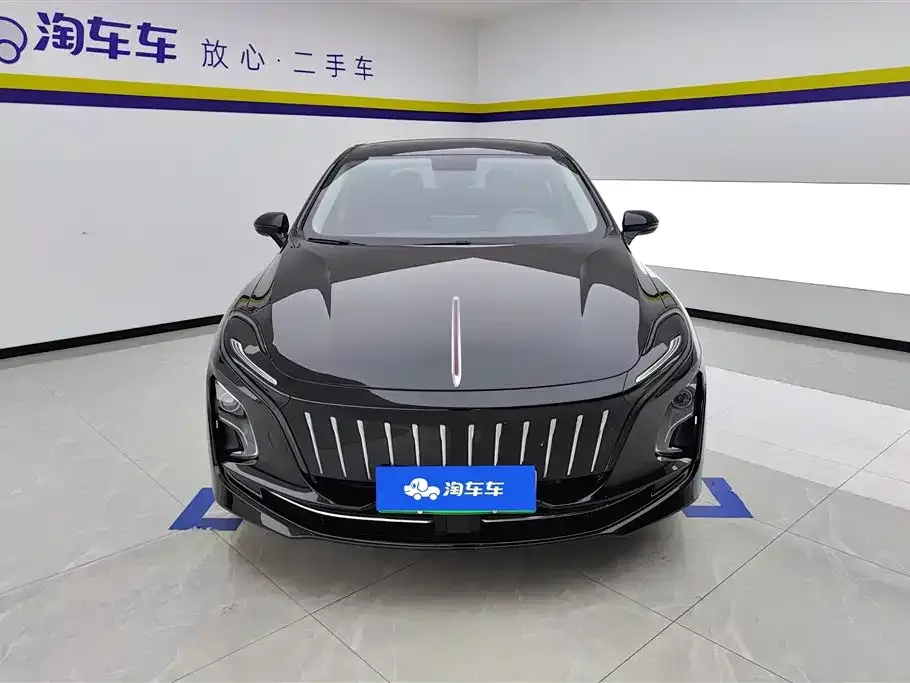Hongqi E-QM5 2023 из CN, фото 2