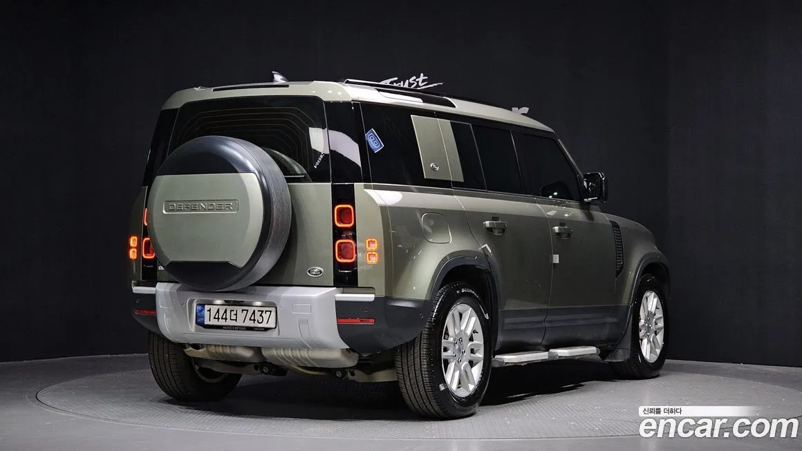 Land Rover Defender 2022 из KR, фото 2