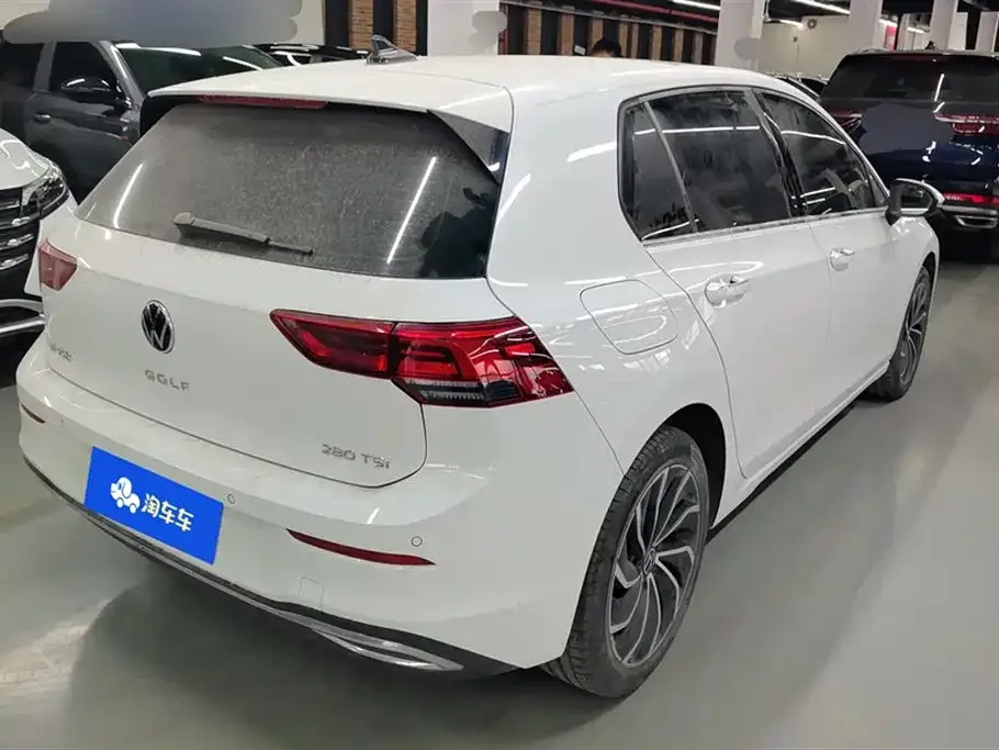Volkswagen Golf 2021 из CN, фото 3