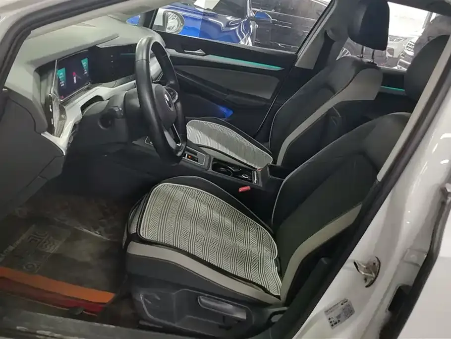 Volkswagen Golf 2021 из CN, фото 8