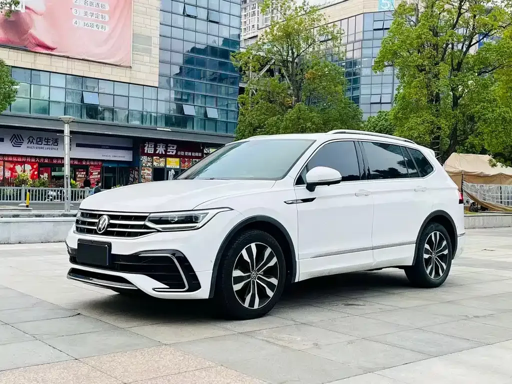 Volkswagen Tiguan L 2022 из CN, фото 1