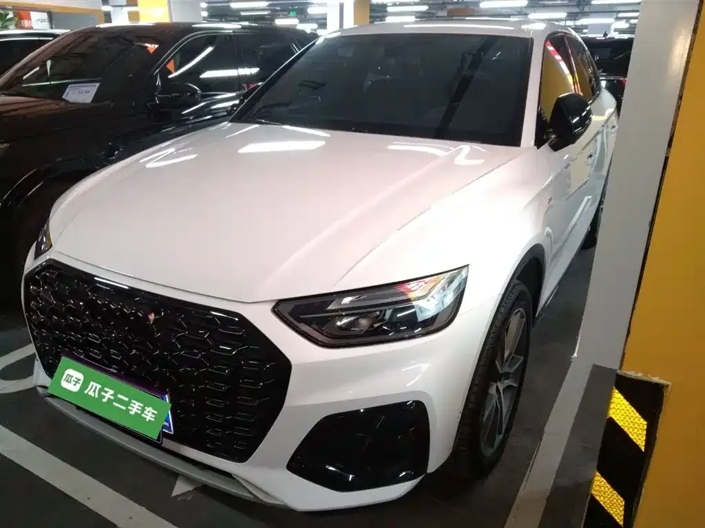 Audi Q5L Sportback 2024 из CN, фото 1